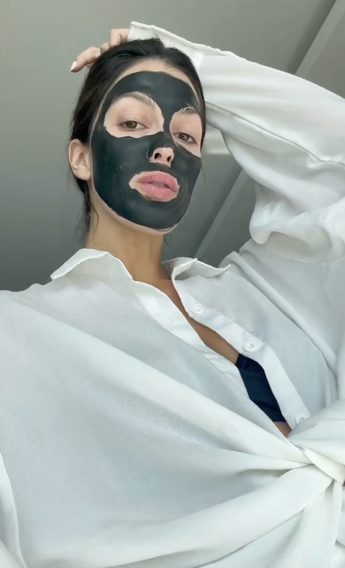 Photos Iris Mittenaere D Couvrez Ses Clich S En Bikini Les Plus Sexy Voici