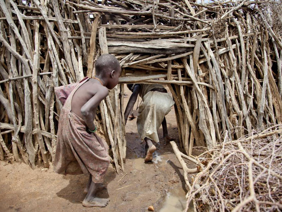 Acholi et Karamojong, les tribus oubliées d'Ouganda - GEO