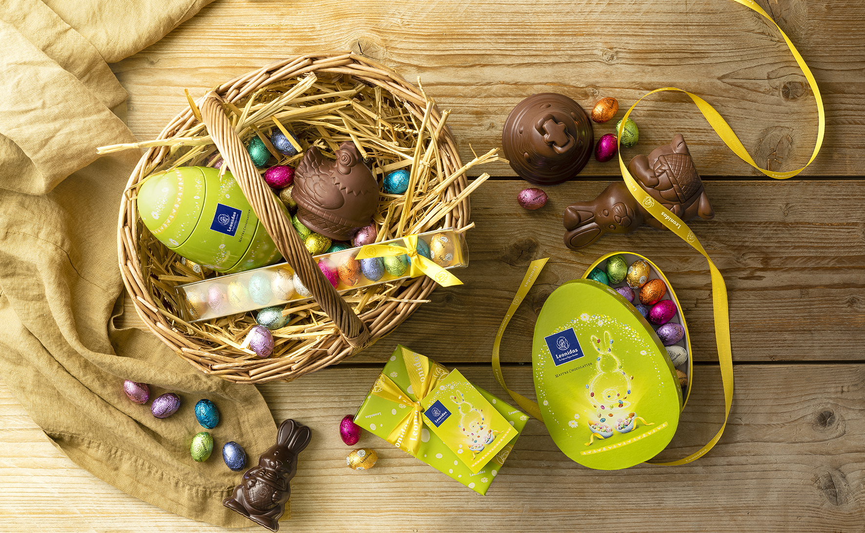 Assortiment de chocolats panier chasse aux œufs KINDER : Kinder