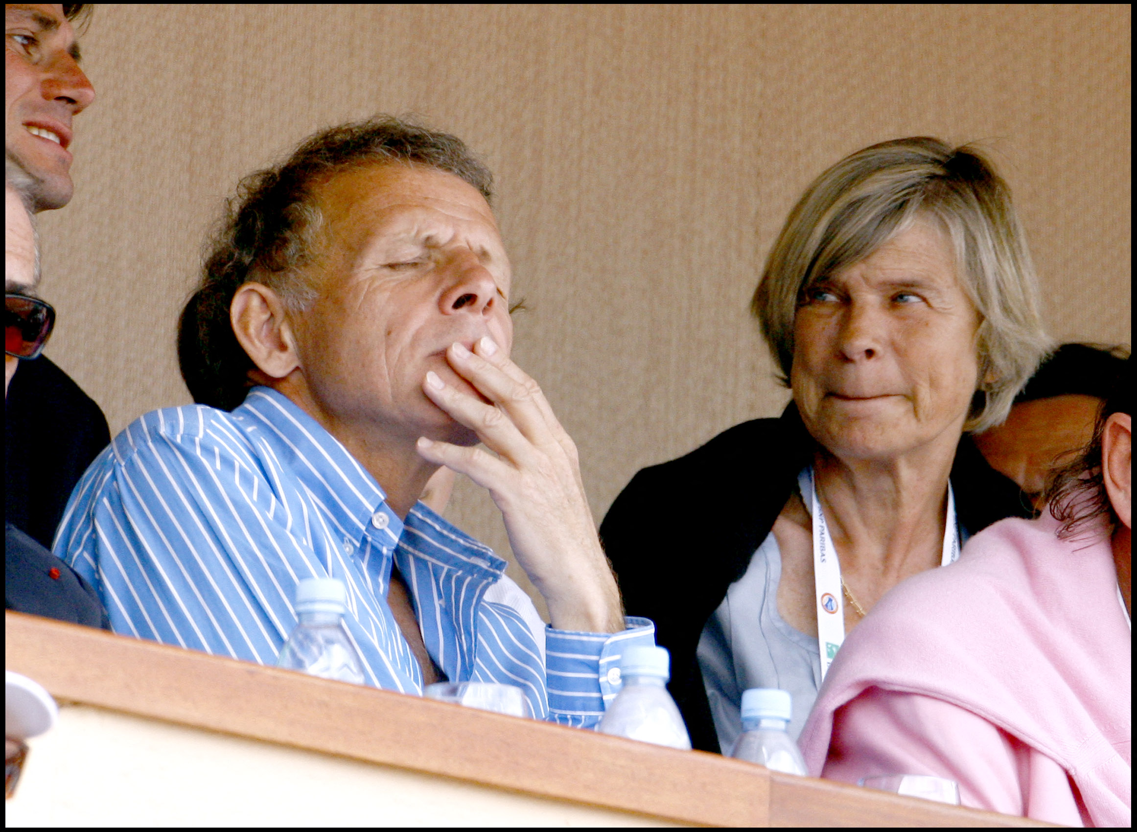 Qui Est La Compagne Actuelle De Ppda Patrick Poivre d'Arvor : qui sont les femmes de sa vie ? - Femme Actuelle