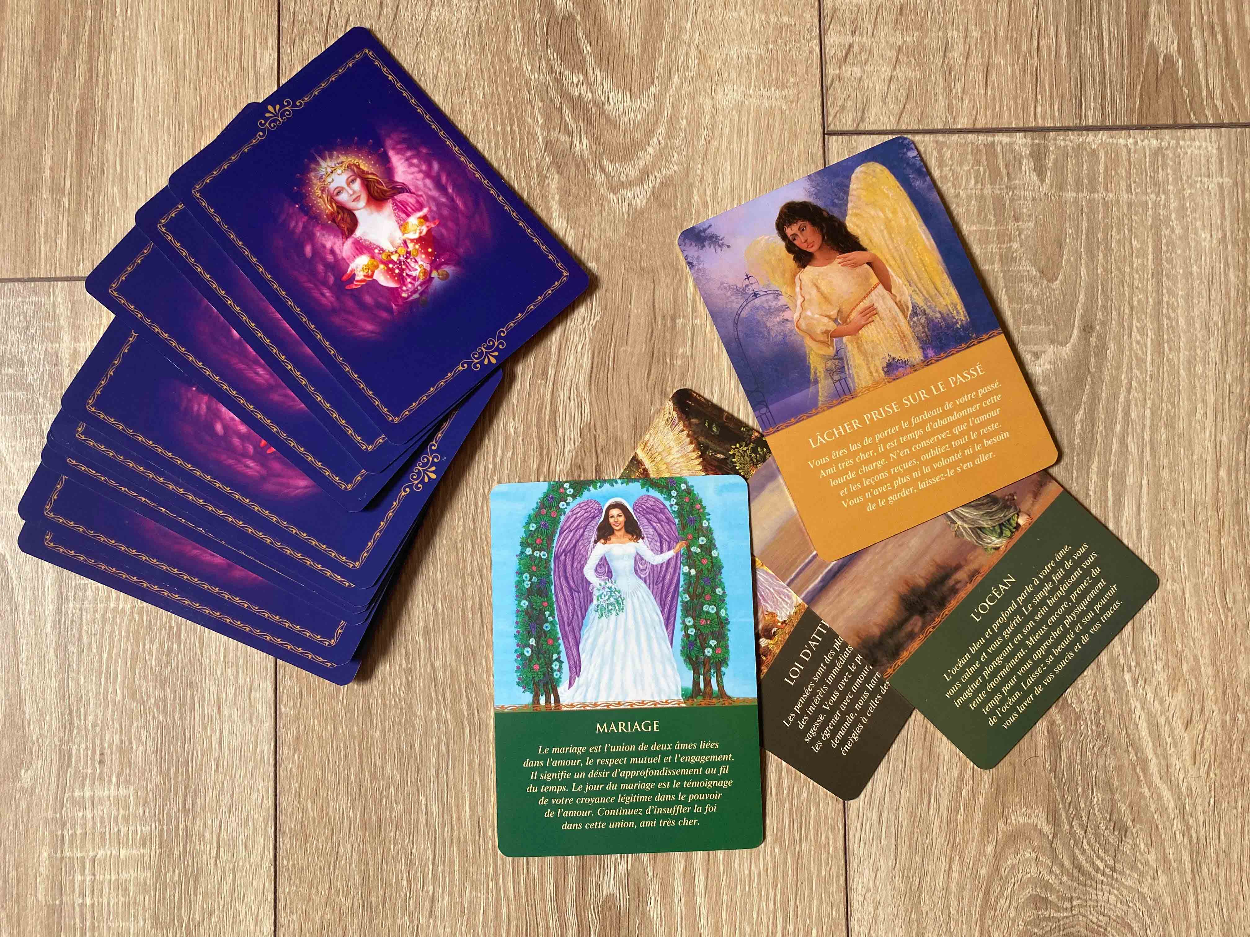 Les anges divinatoires : 52 cartes oracle pour favoriser l