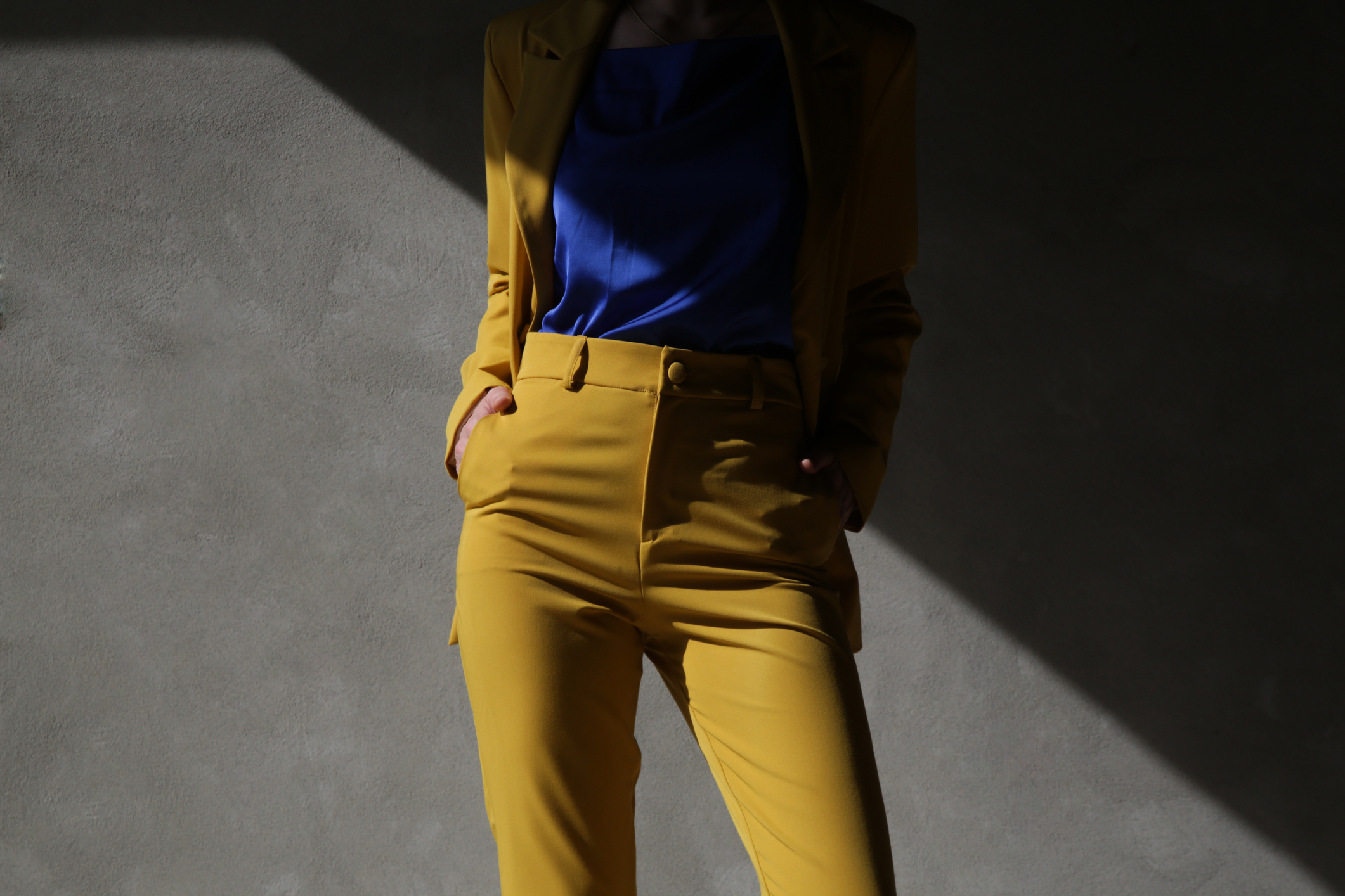 Voici les plus beaux pantalons automne-hiver 2022-2023 à adopter dès  maintenant : Femme Actuelle Le MAG