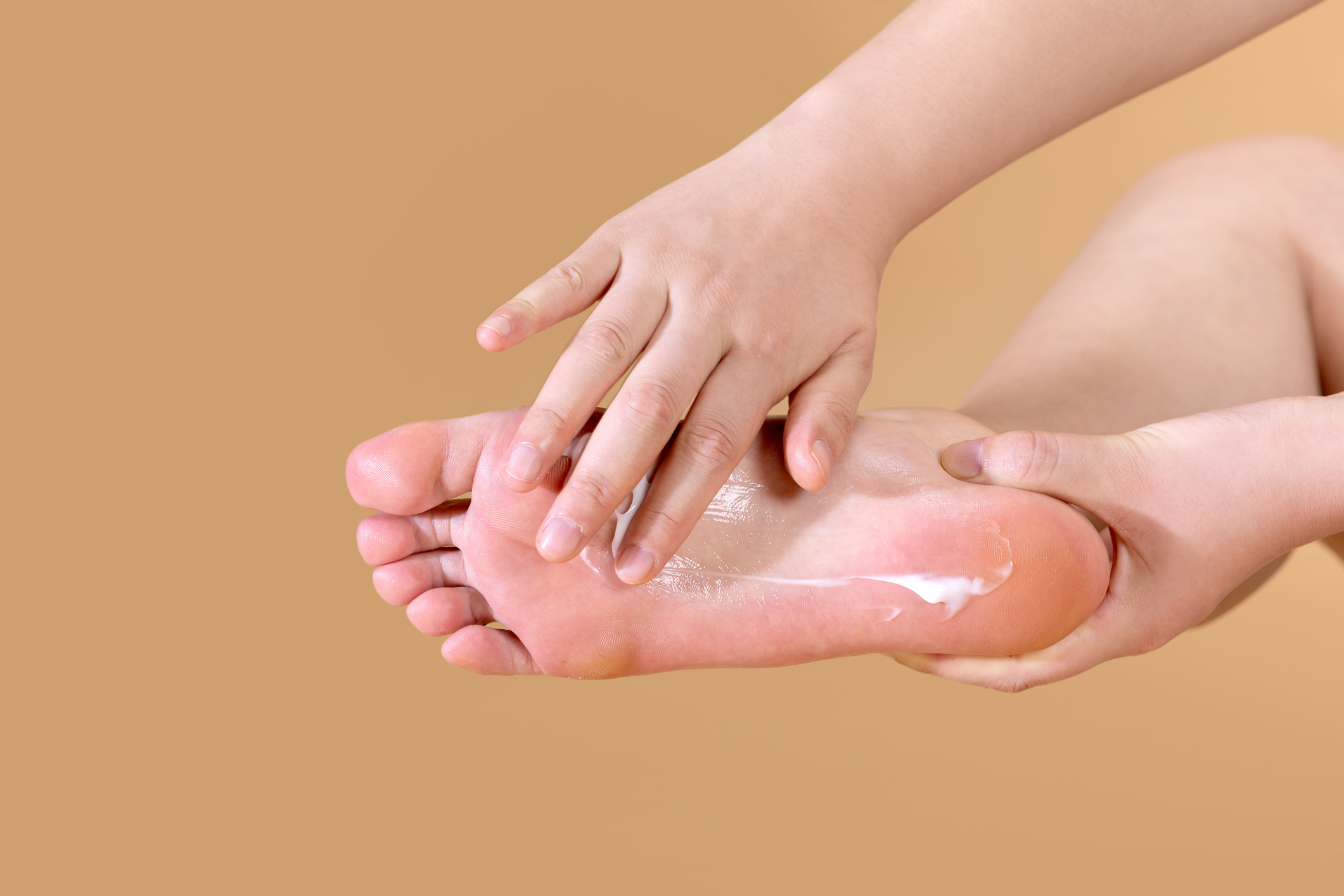 Comment soigner un cor au pied : 9 remèdes de grand-mère - Femme Actuelle