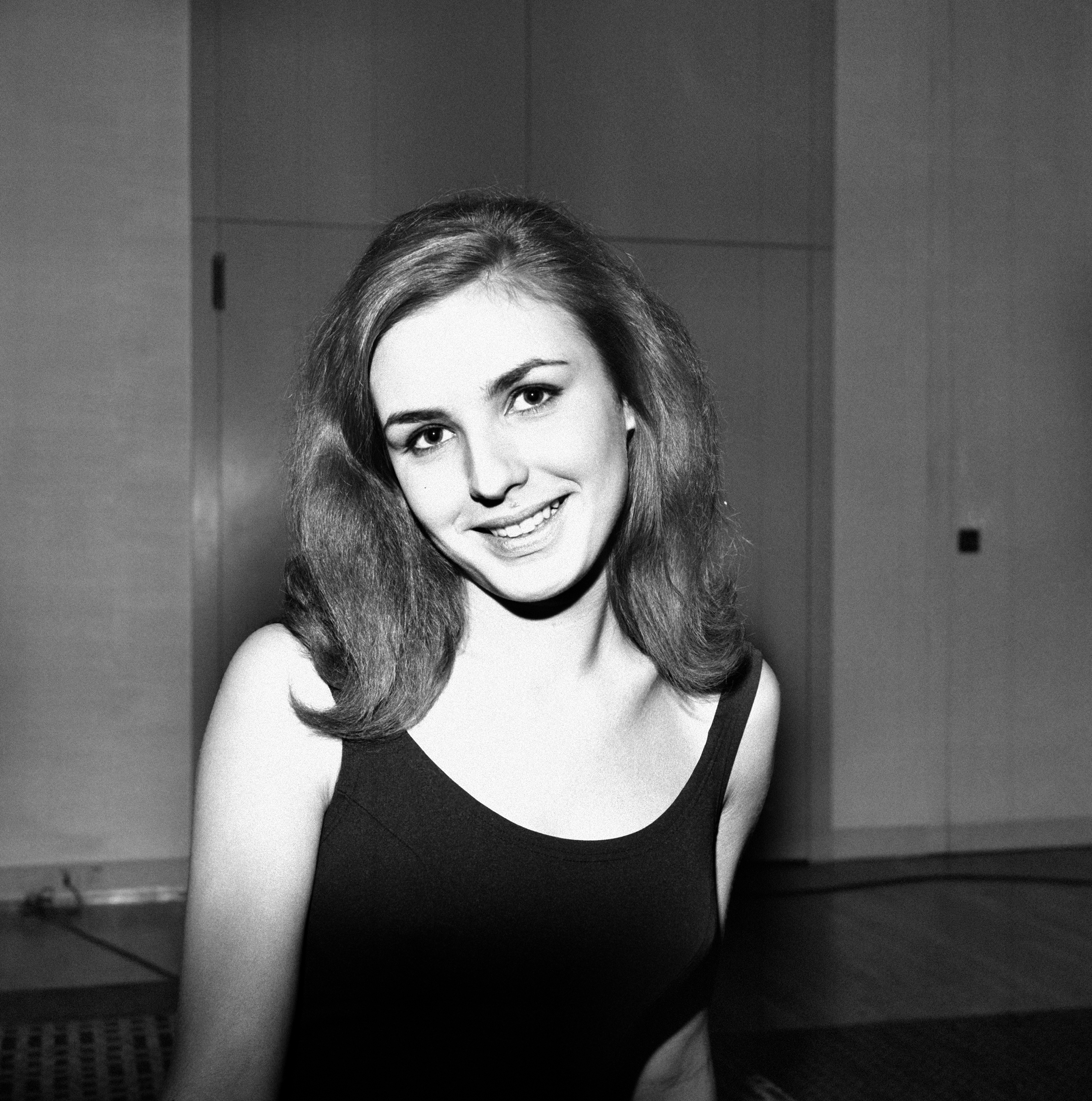 Elsa Aponi PHOTOS - Elsa : son évolution physique - Gala