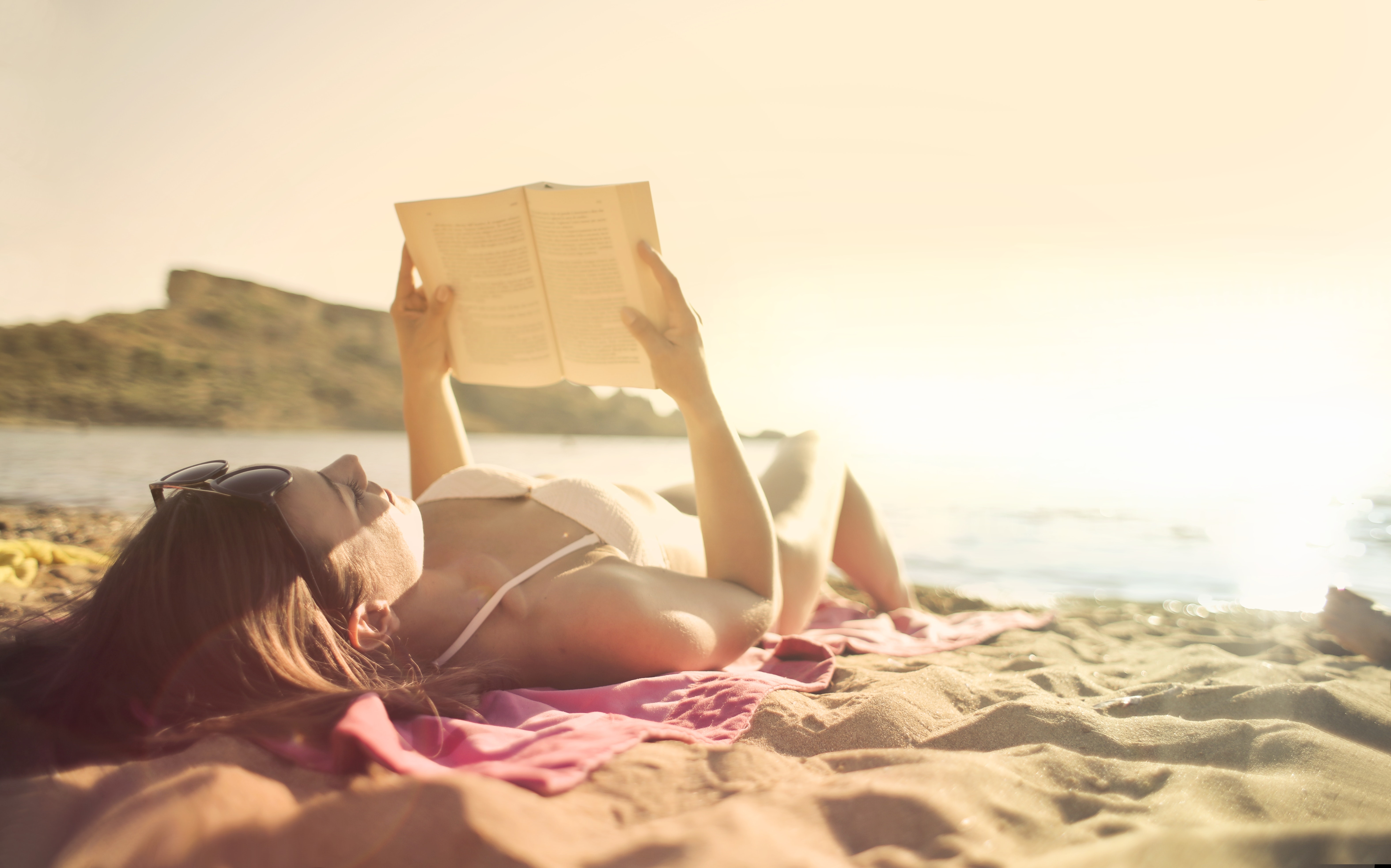 10 conseils pour prendre soin de sa peau en été, à la plage ou à la piscine