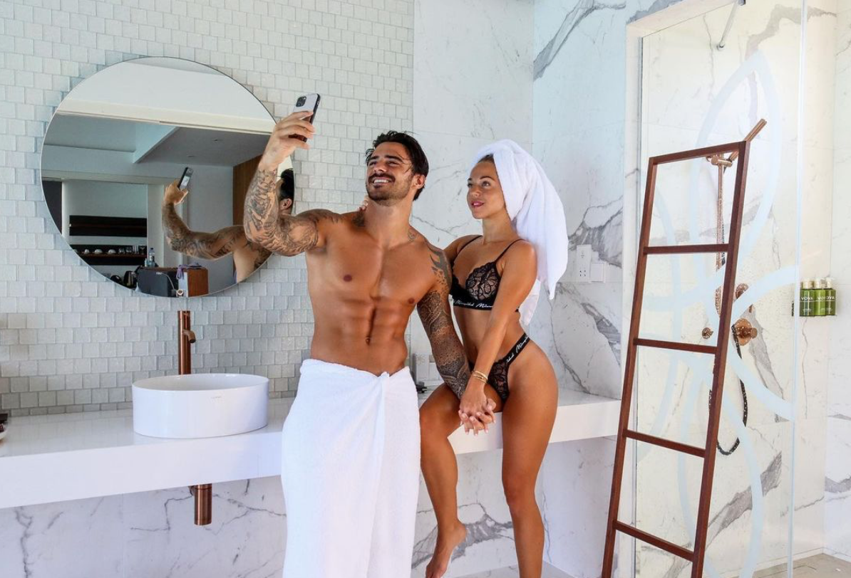 Jessica Thivenin et Martika enceintes, Julia Paredes mariée, Inès Loucif en  bikini... Le best-of Instagram télé-réalité de la semaine - Télé Loisirs