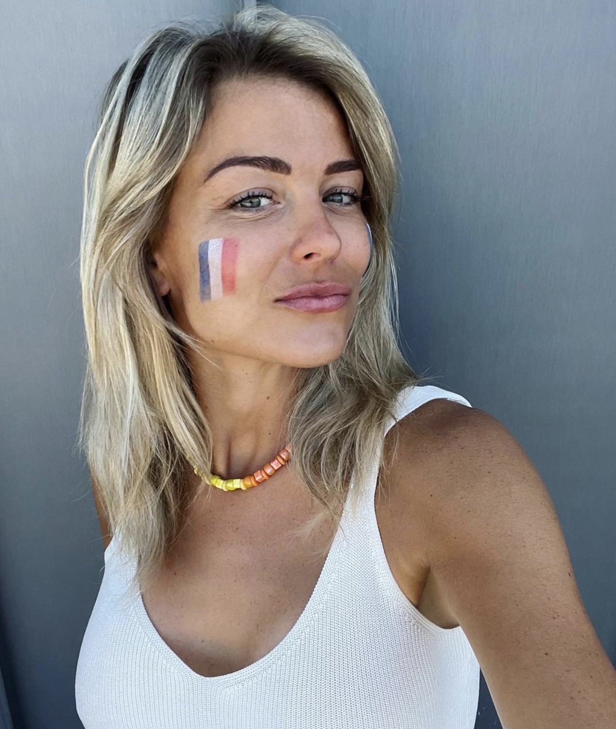 Laure Boulleau : les plus belles photos de la consultante de Canal+ sur  Instagram - Télé 2 Semaines