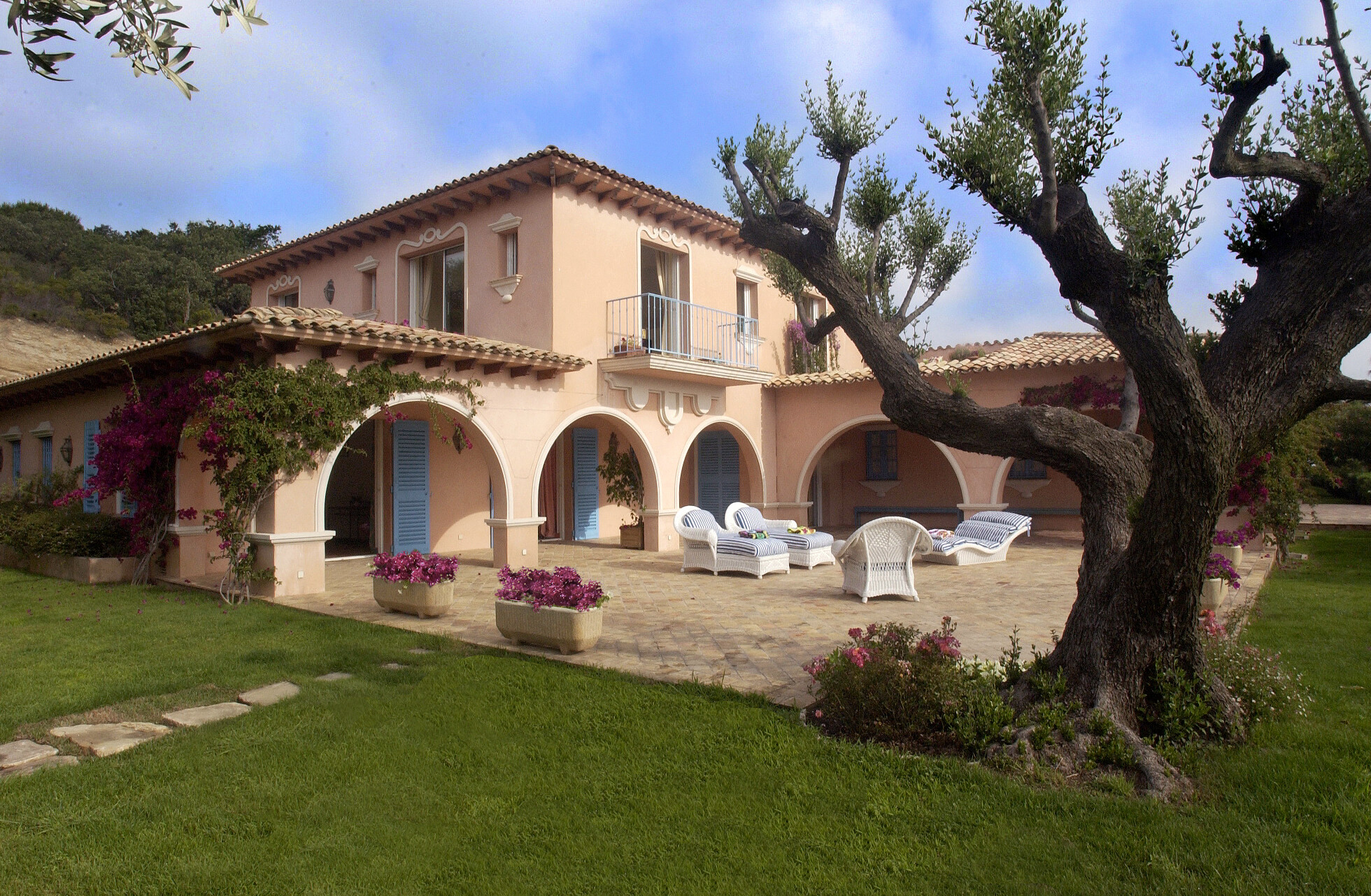 Découvrez La Lorada, la mythique villa que possédait Johnny Hallyday à  Saint-Tropez - Voici